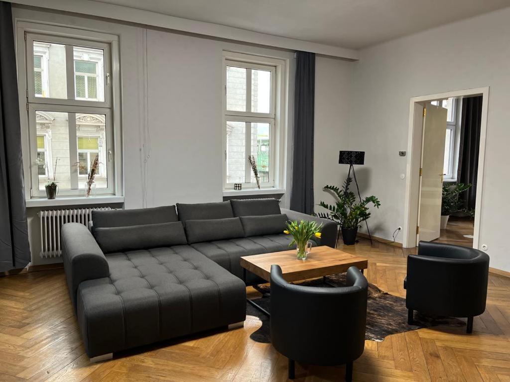 Beautiful City Centre Apartment Vienna Exterior photo